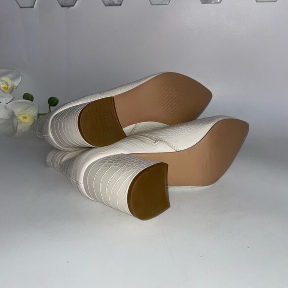 Steve Madden Nadalie Ankle Booties with Sleek Design Cream - Picture 8 of 9